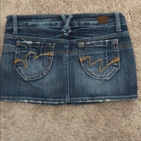 Denim skirt - Picture 2 of 3